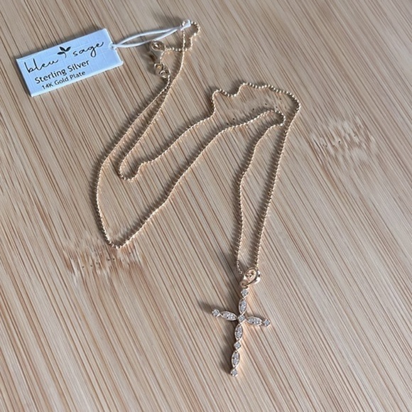 Brand New Bleu Sage 14K Gold Plated Sterling Silver 18" Chain Cross Necklace - Picture 10 of 12